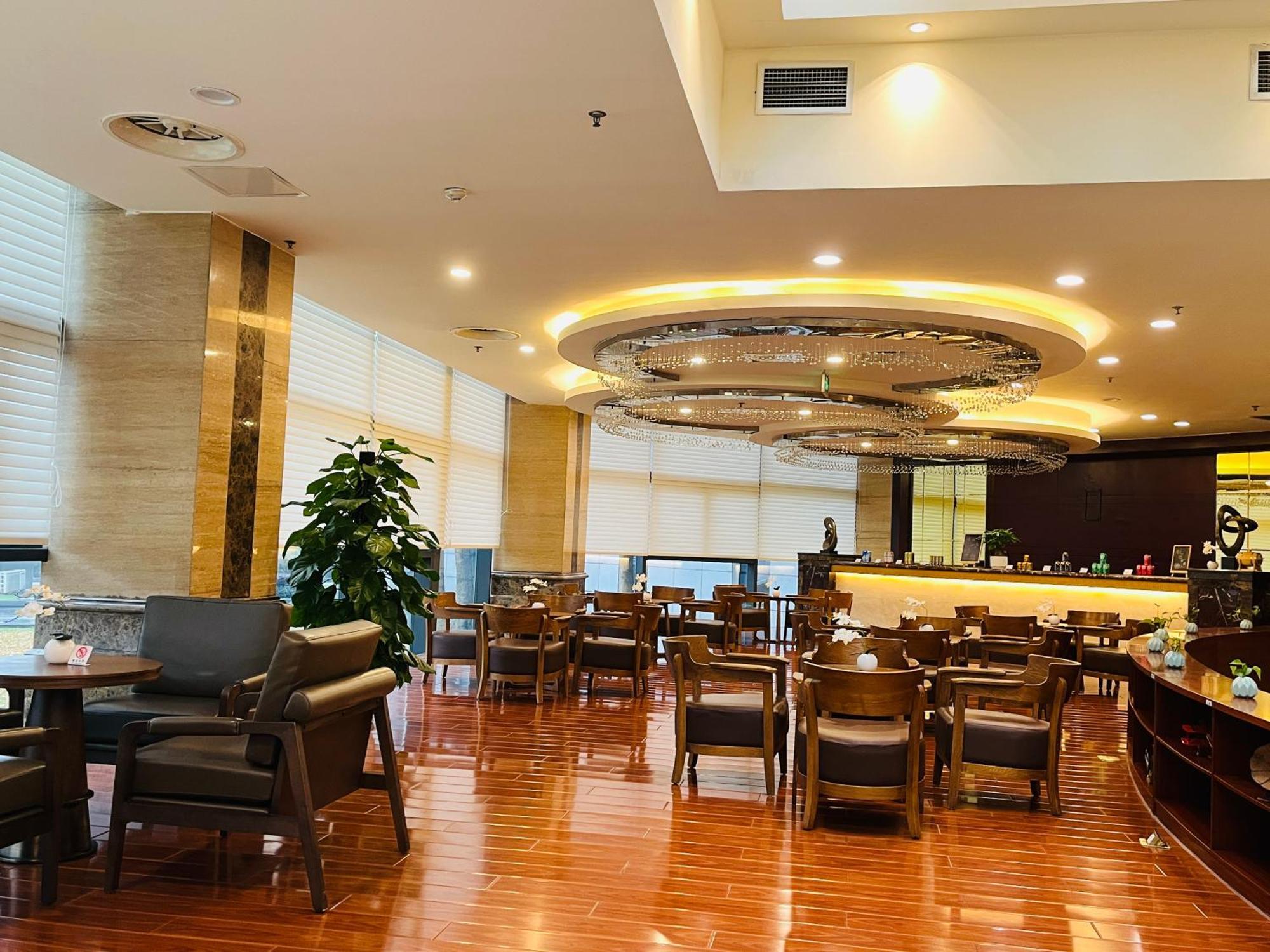 Chengdu Joyhub Cheer Hotel Shuangliu Exterior photo